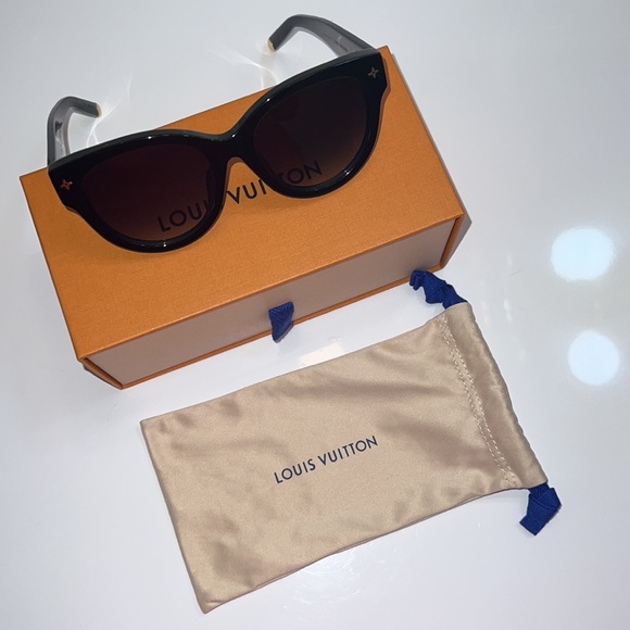 Louis Vuitton Accessories - Louis Vuitton Sunglasses